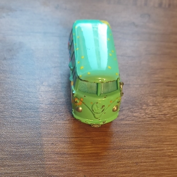 Disney Pixar Cars - Lenticular Series Filmore
Die-Cast Metal Toy Car - Picture 4 of 10